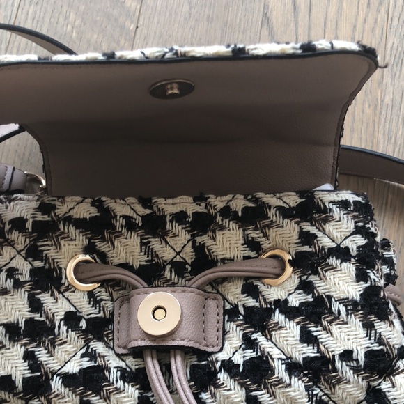 Pre-owned Guess tweed bucket bag backpack - Picture 7 of 7